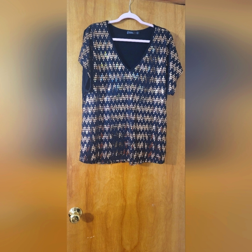 Embellished Short Sleeve Top